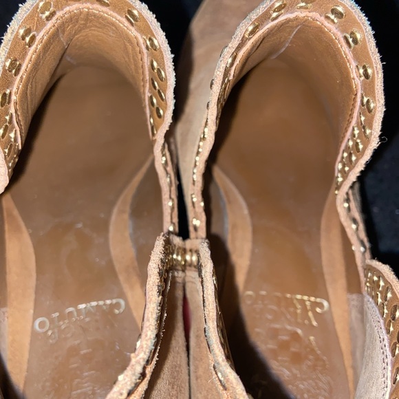 Vince Camuto Prafinta Brown Nubuck Leather Gold Stud Horsheoe Ankle Booties - Picture 13 of 16